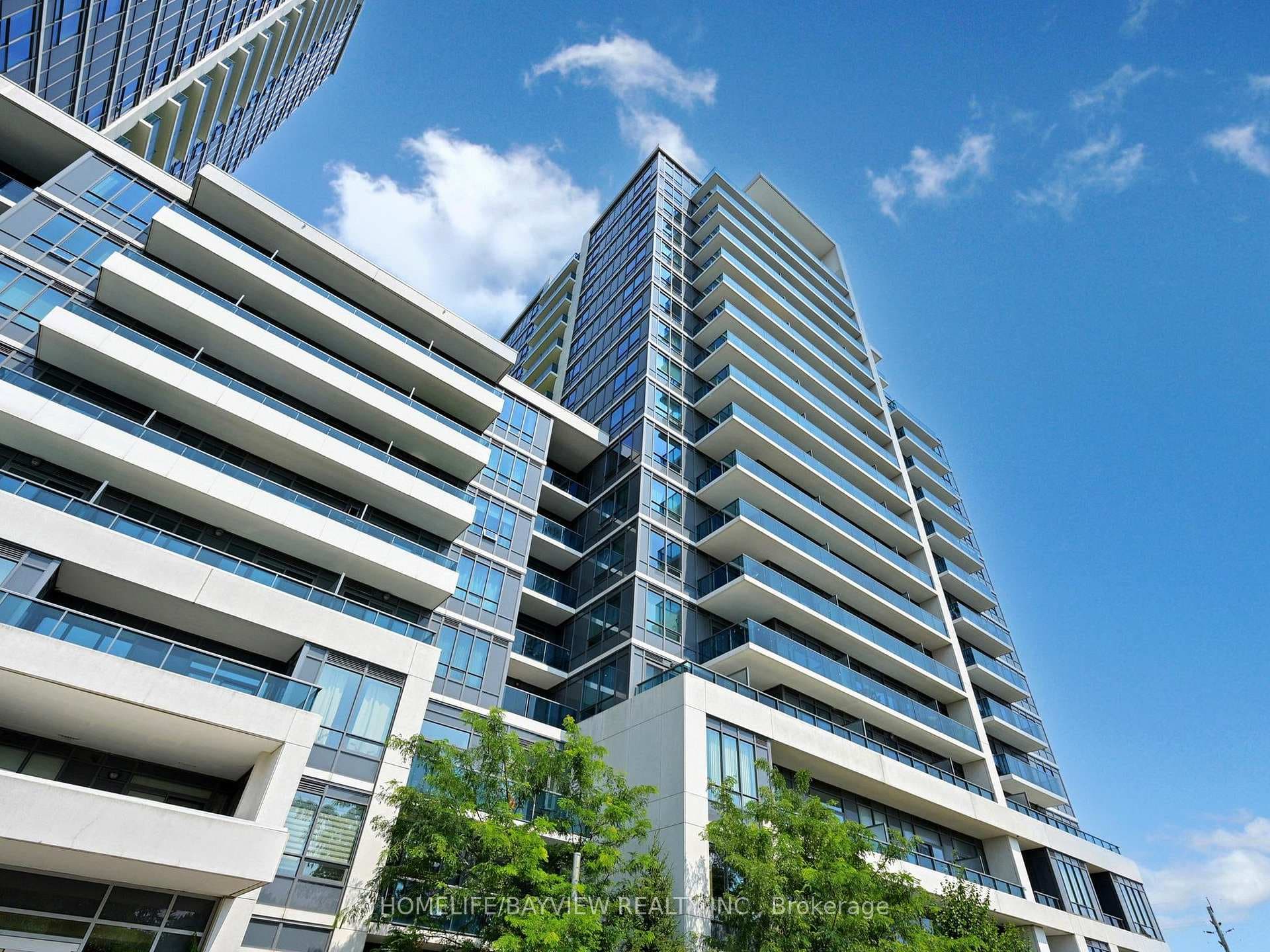 7167 Yonge Street Unit 1212 photo 2
