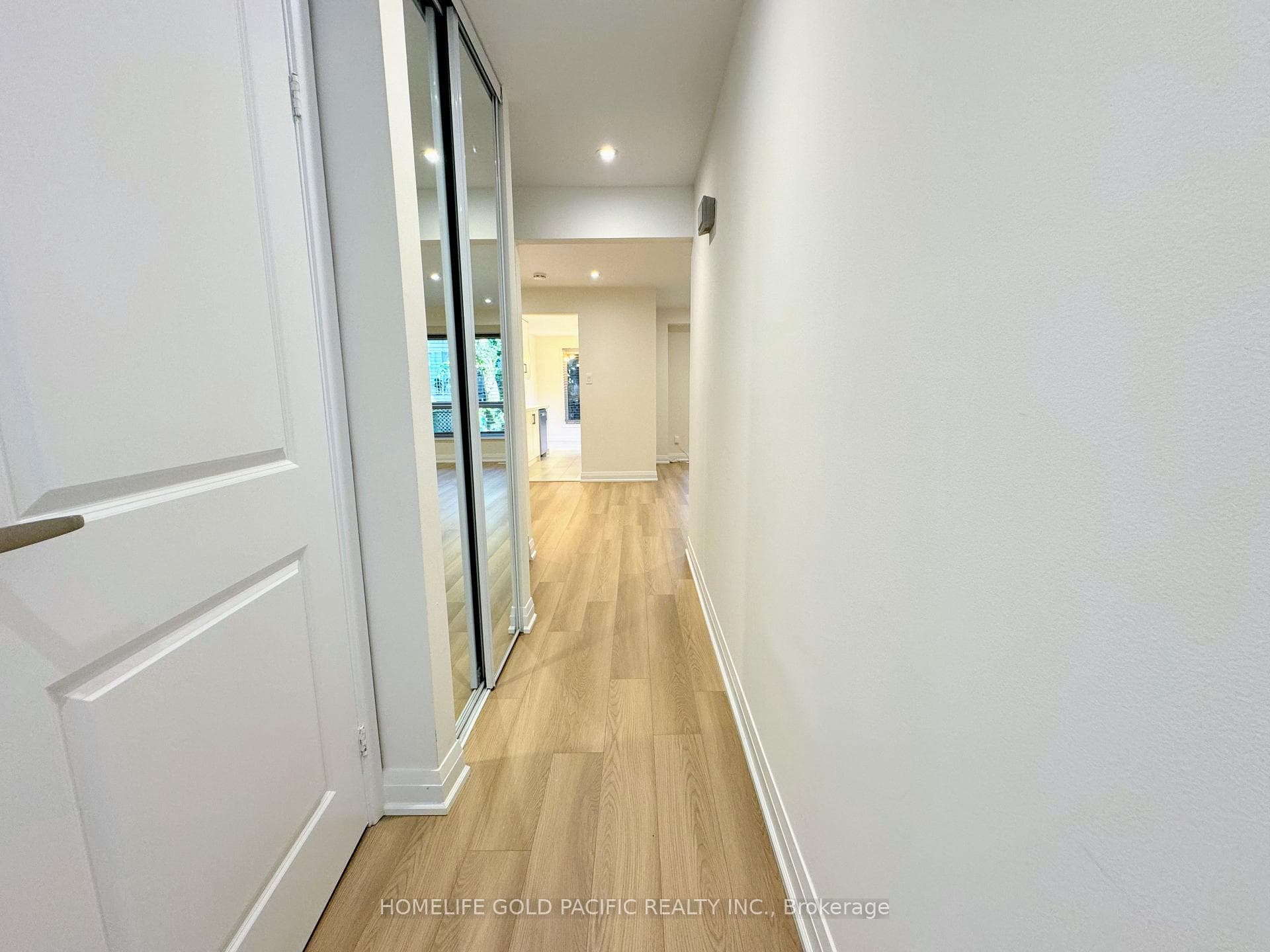 16 Snapdragon Drive photo 4