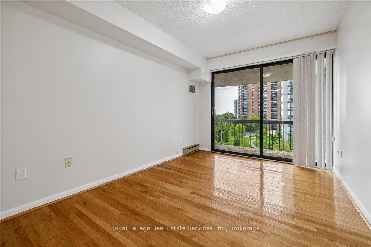 2170 Marine Drive Unit 506 photo 25