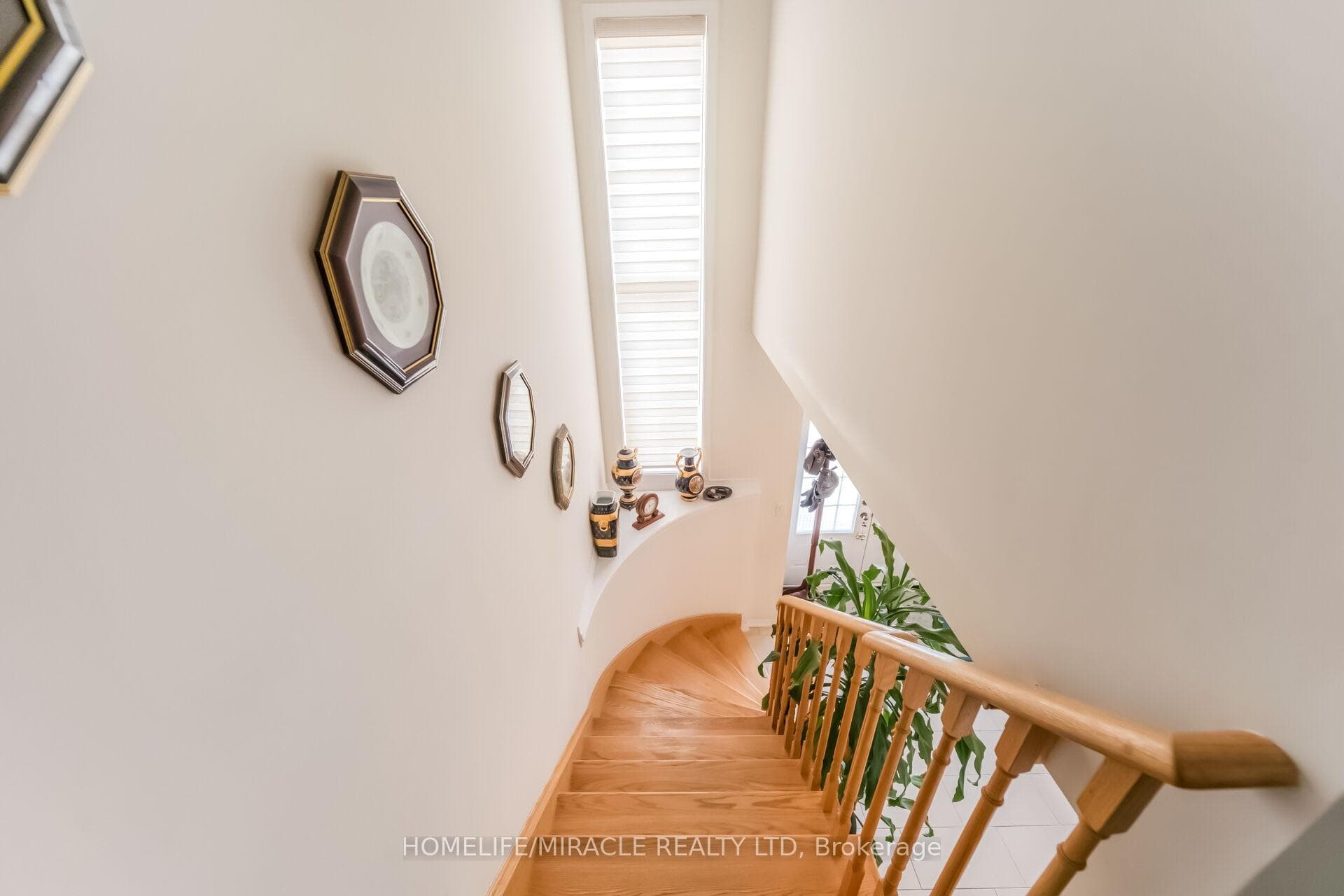 14 Abercrombie Crescent photo 37