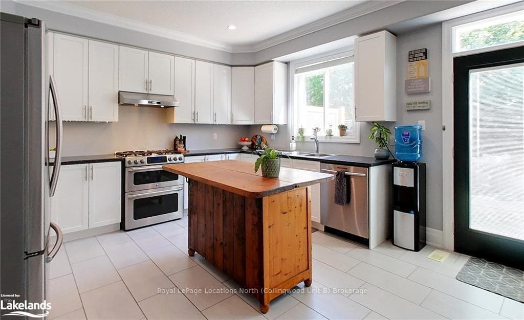29 GARBUTT Crescent photo 4
