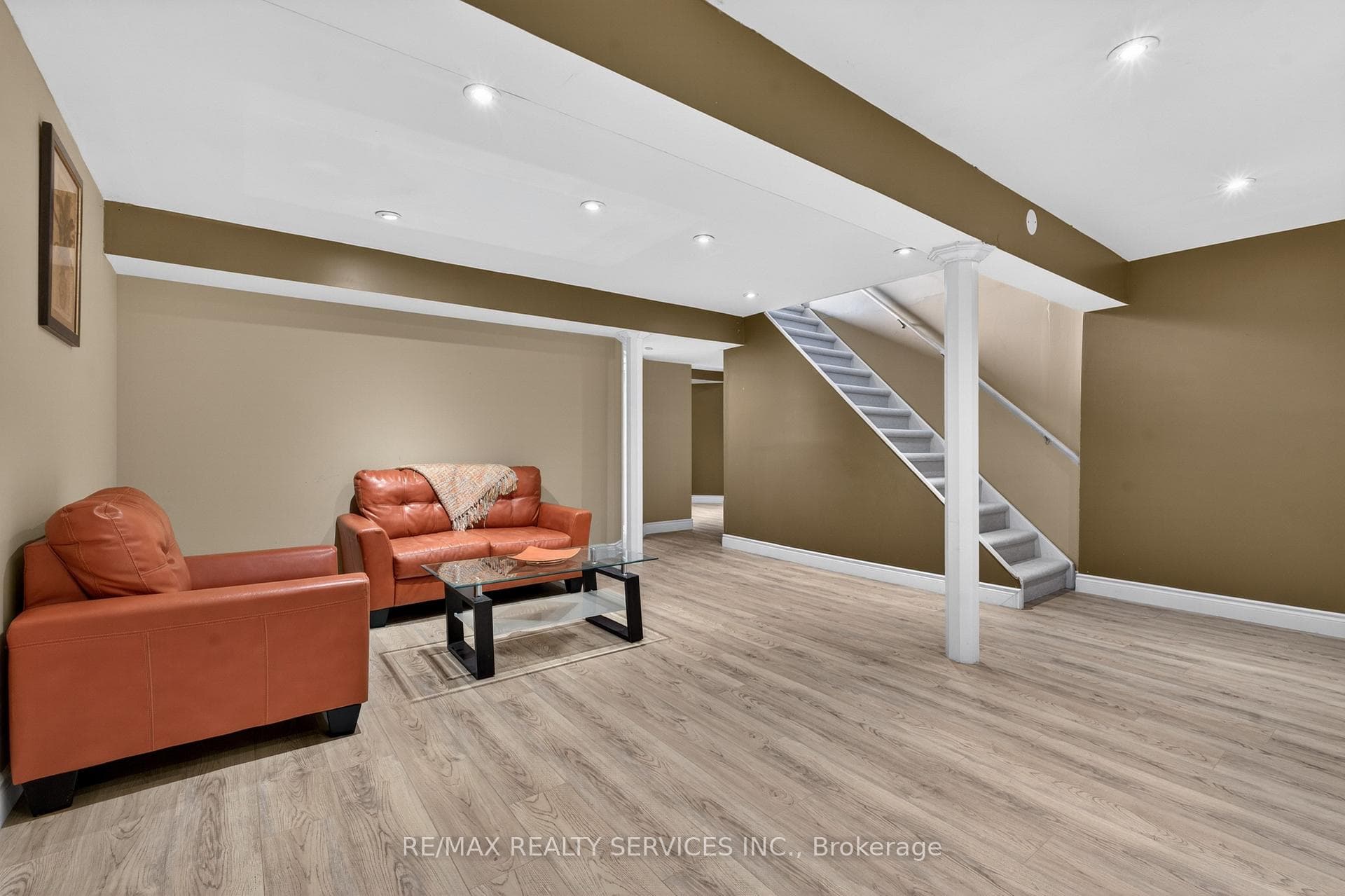 70 Hunter Road photo 27