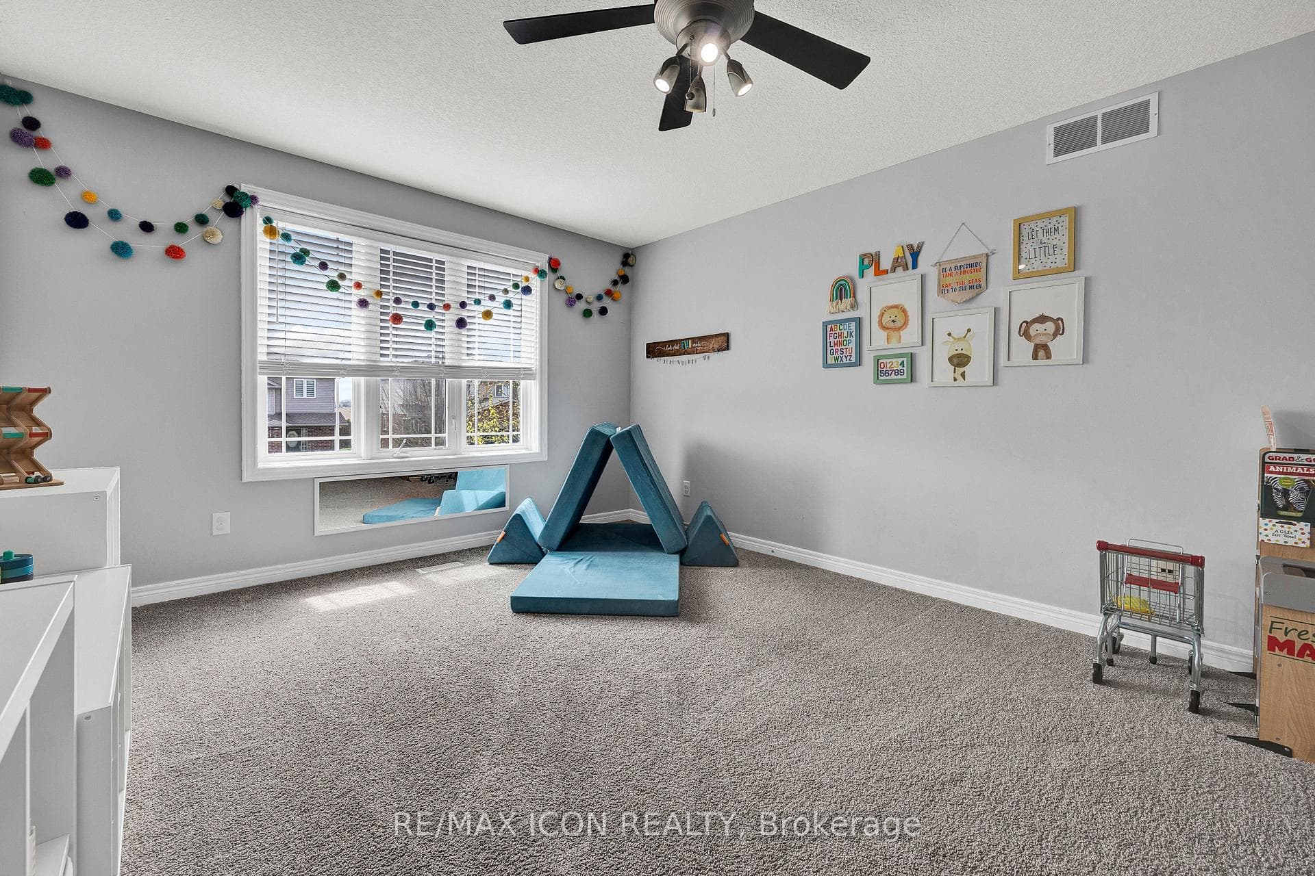 220 Brenneman Drive photo 18