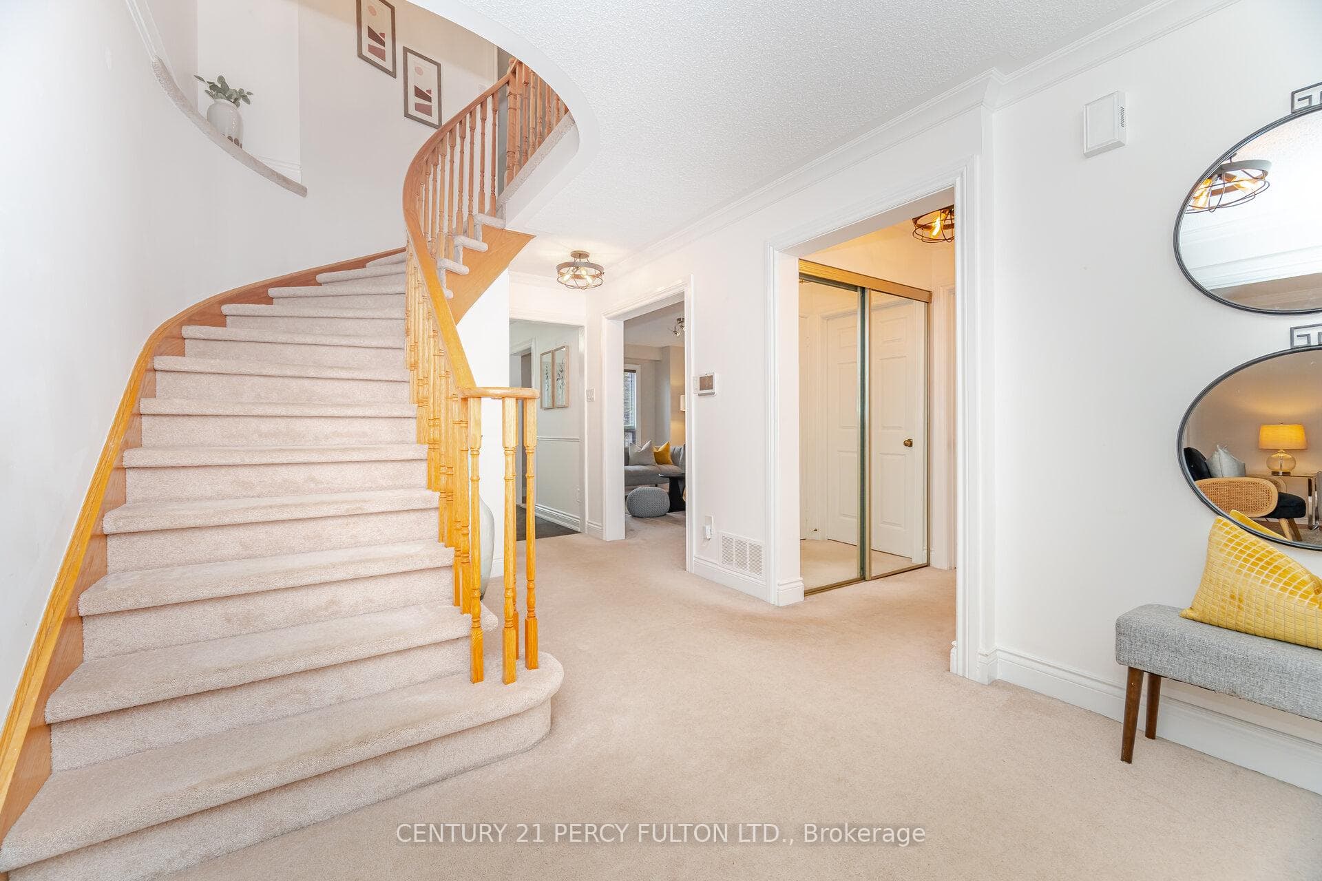 746 Beatty Crescent photo 24