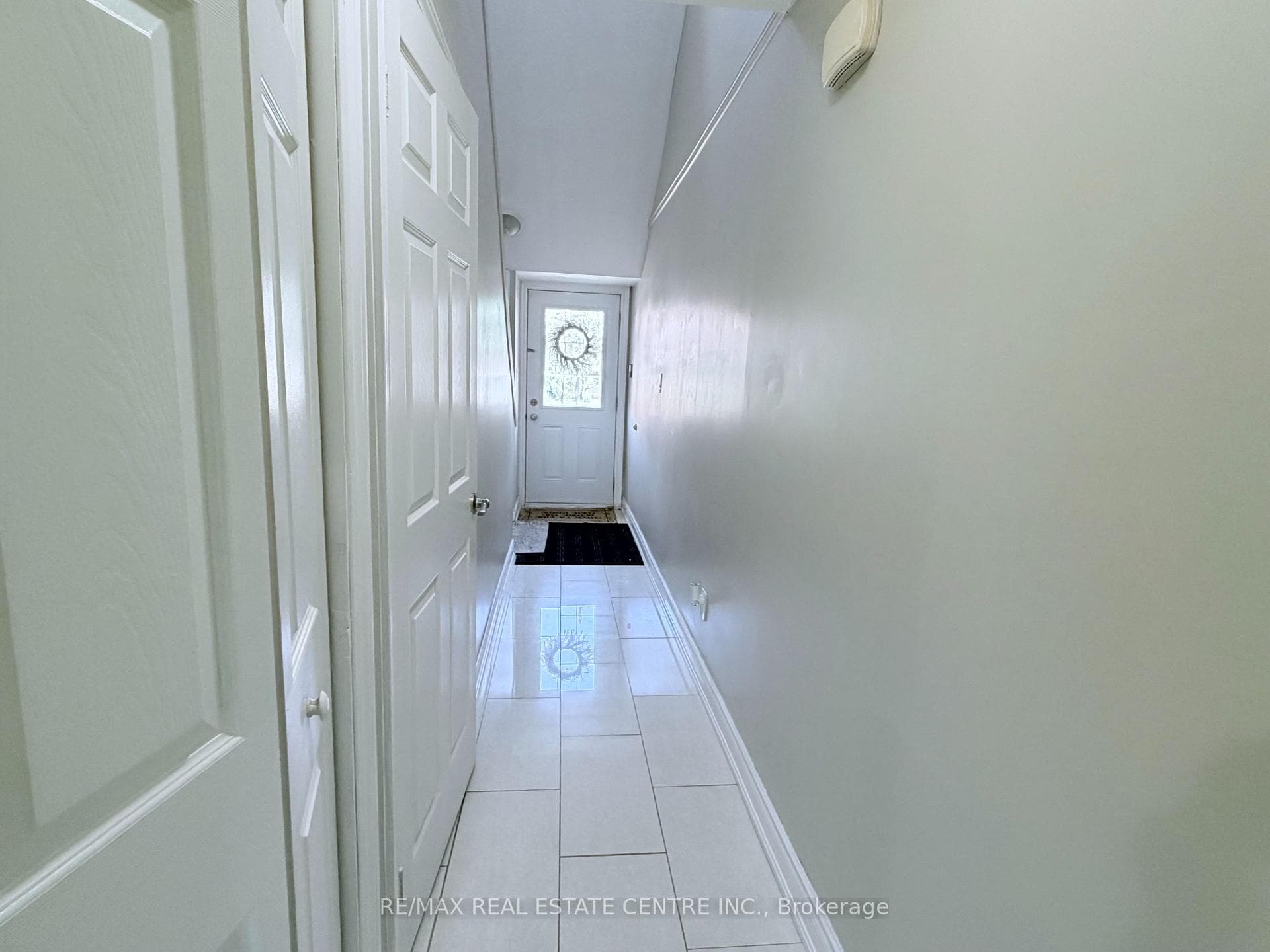 2755 Windwood Drive Unit 17 photo 28