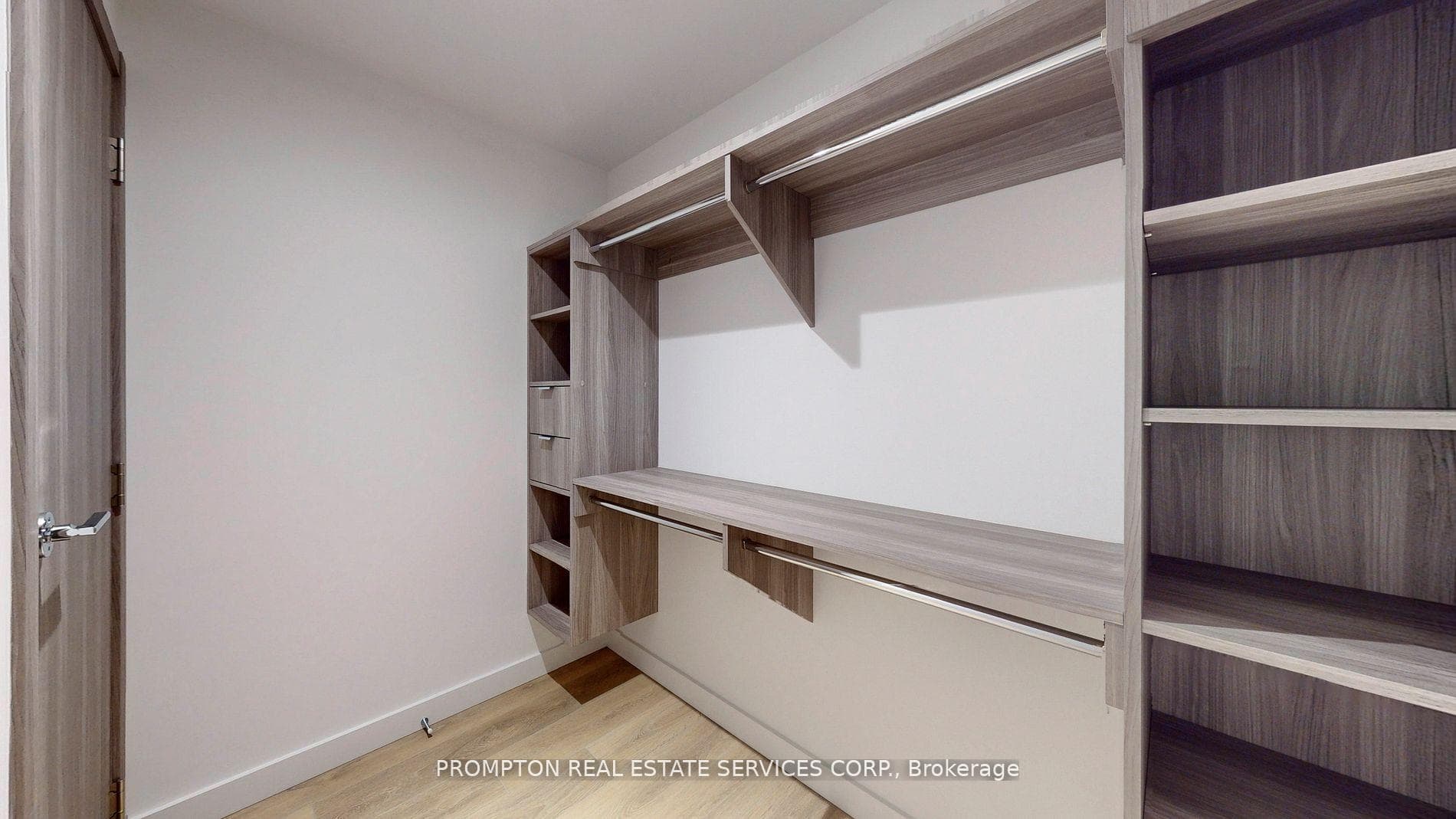 25 McMahon Drive Unit 1702 photo 40