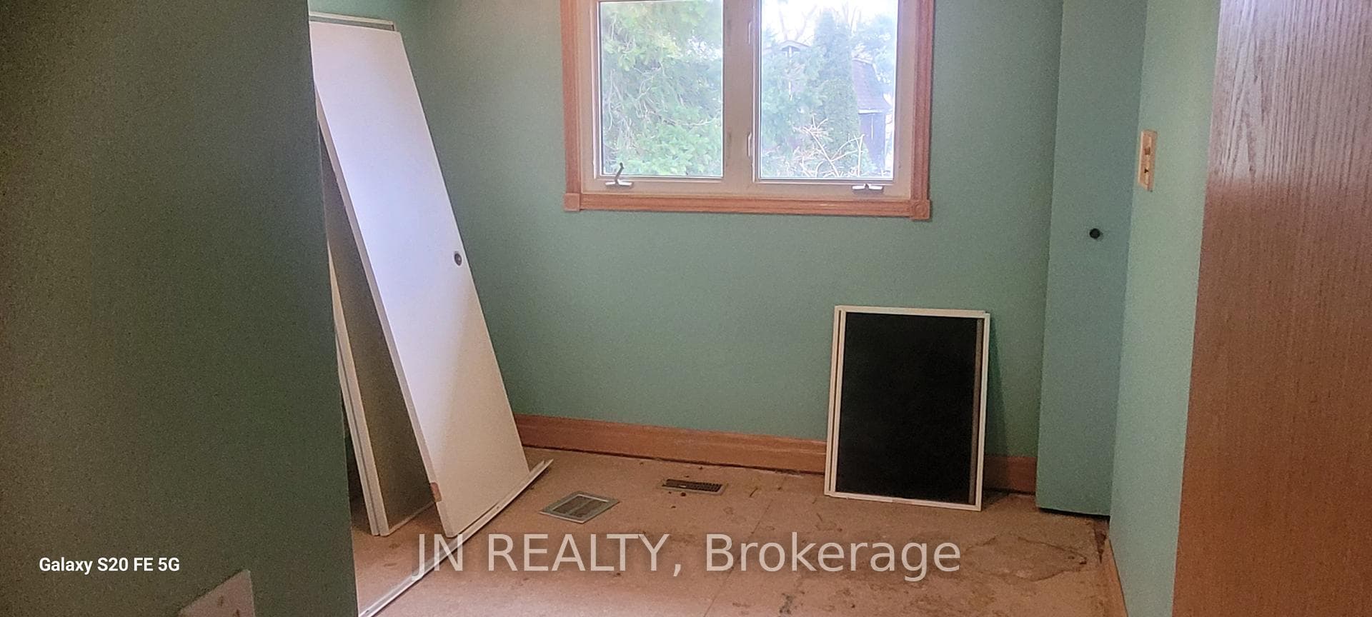 12804 Heritage Road photo 13