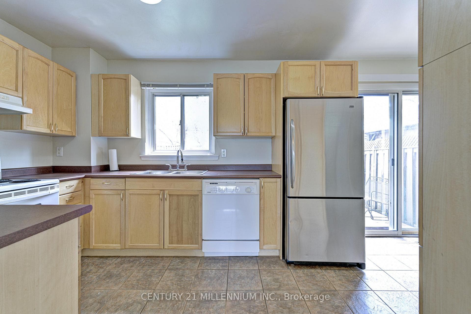 34 Mcmullen Crescent Unit 34 photo 19