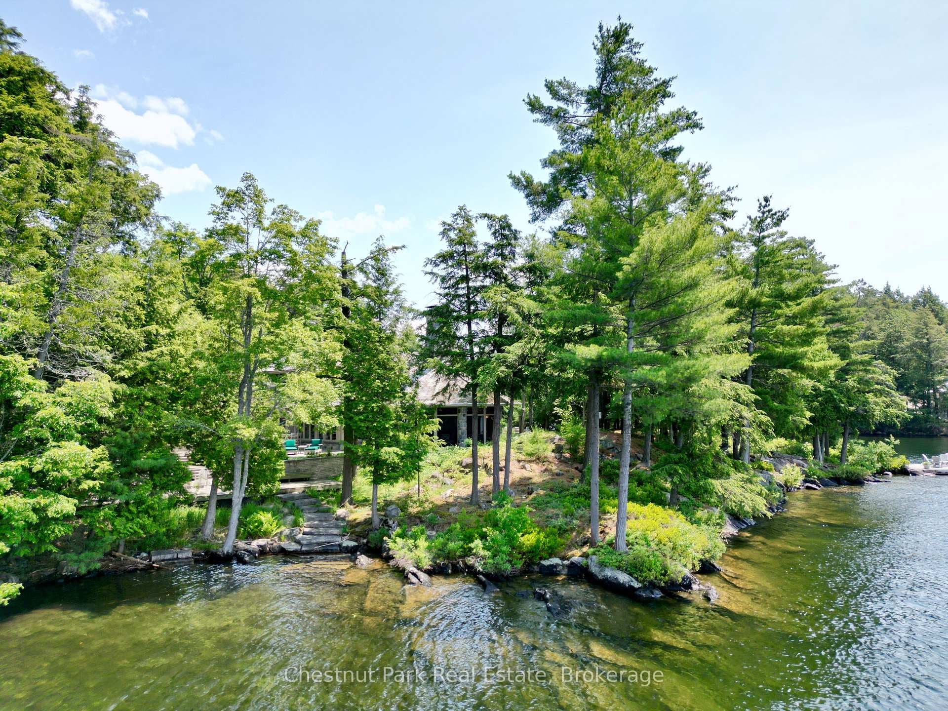 1111 Hemlock Point Side Road photo 30