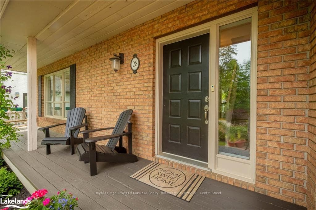 28 LAKE Drive photo 6