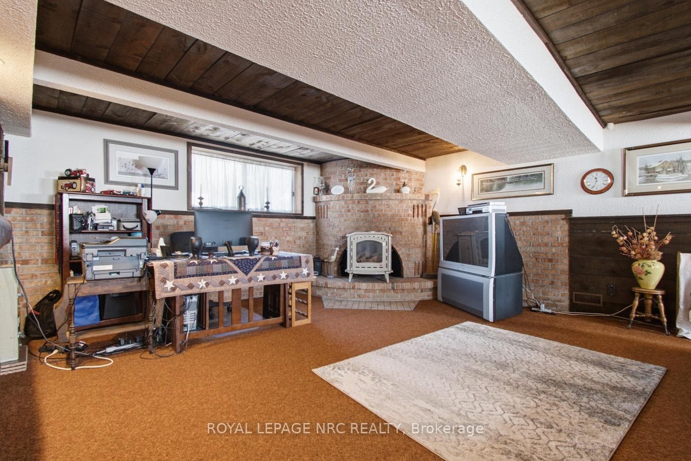 1750 York Road photo 27