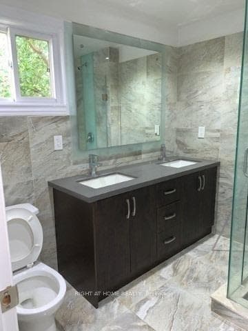 Double sink vanity