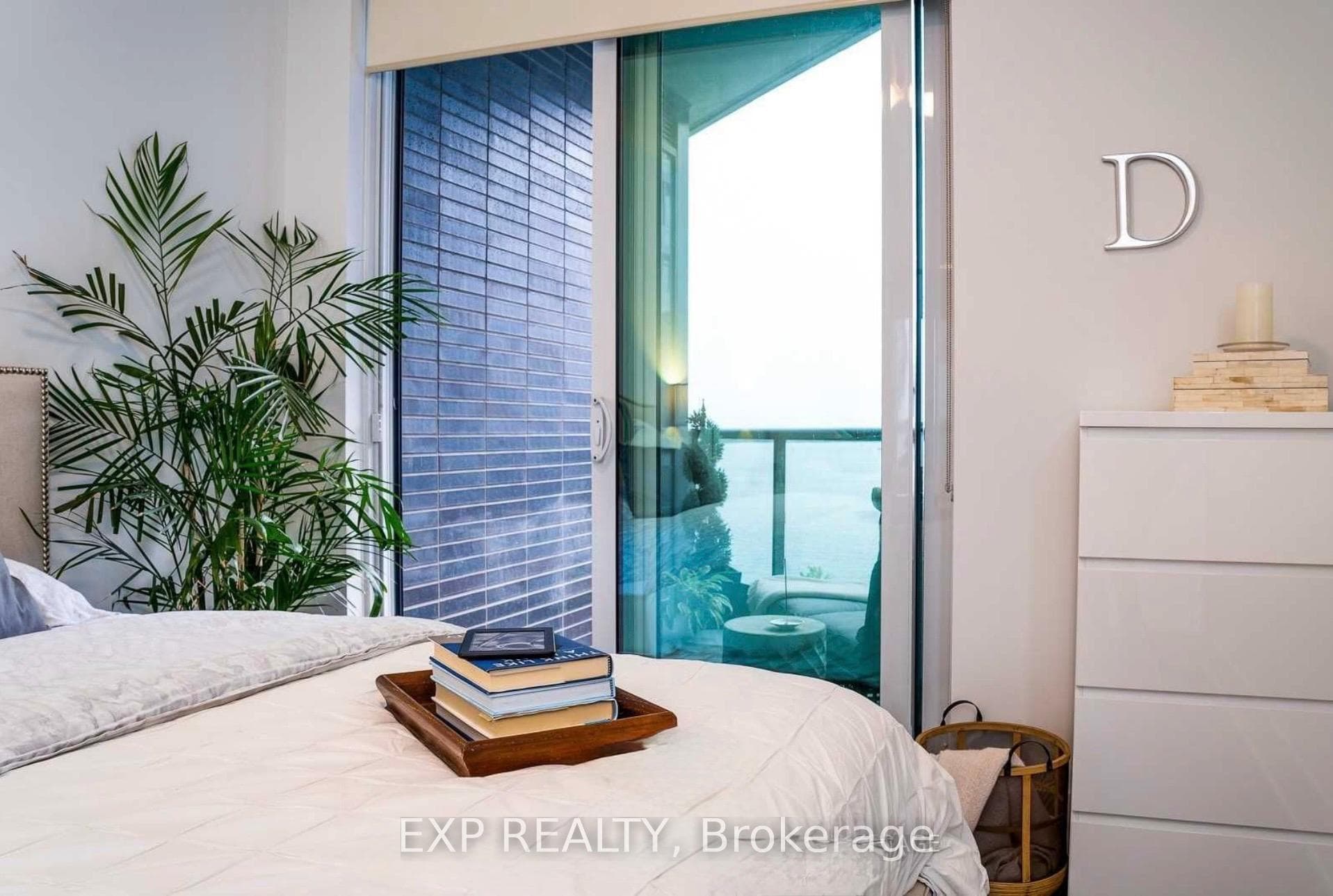 1 Edgewater Drive Unit 613 photo 19