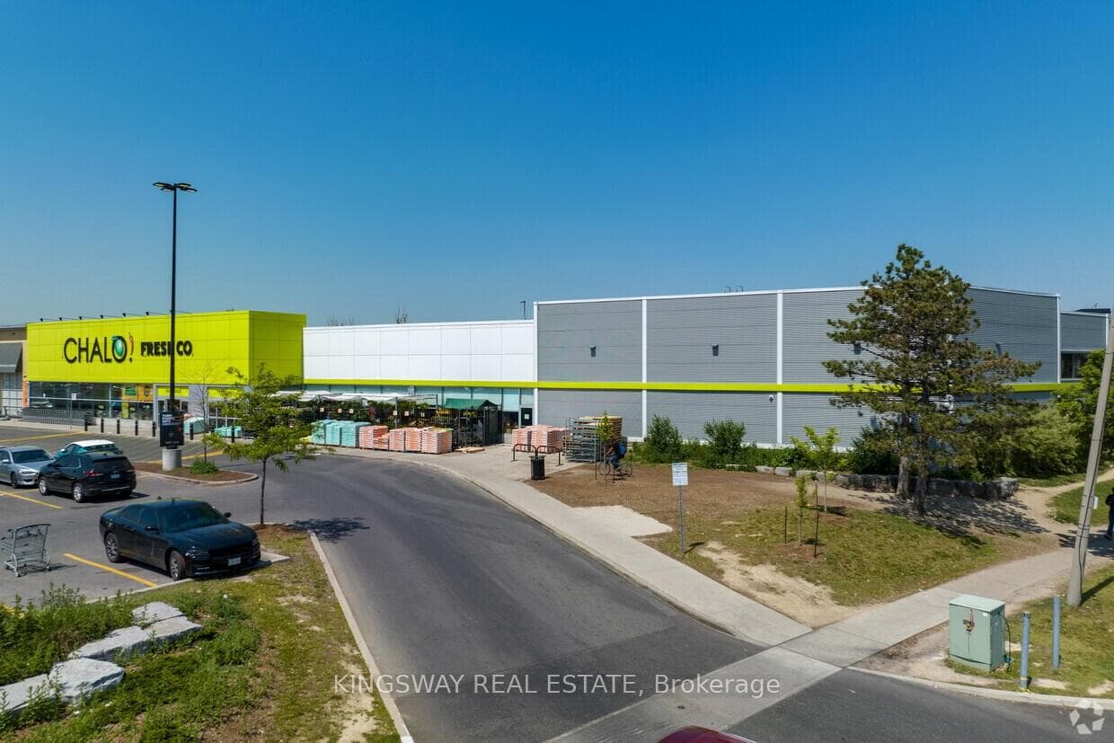 7215 Goreway Drive Unit 2A10+2A11 photo 11