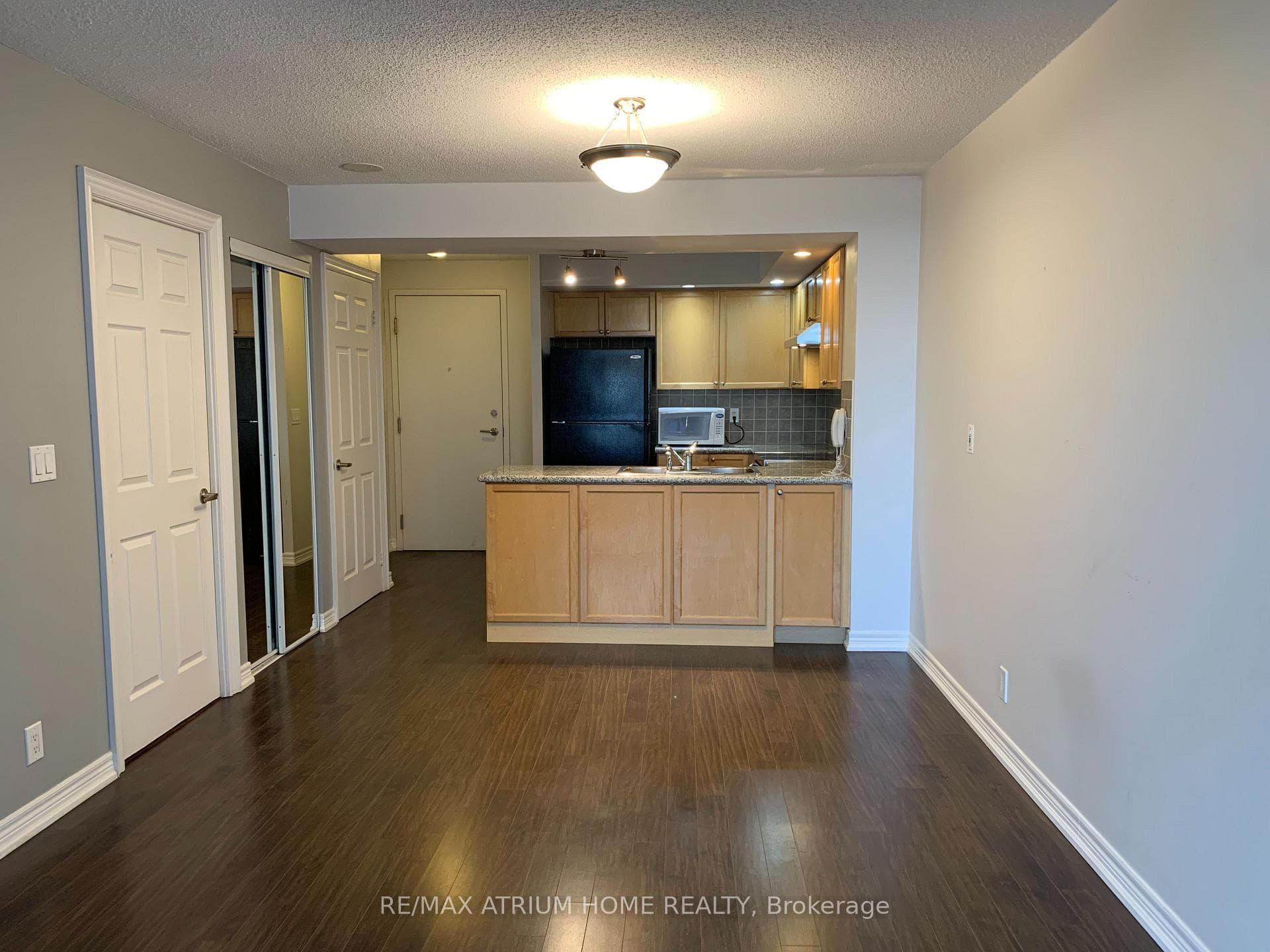 33 Cox Boulevard Unit #731 photo 5