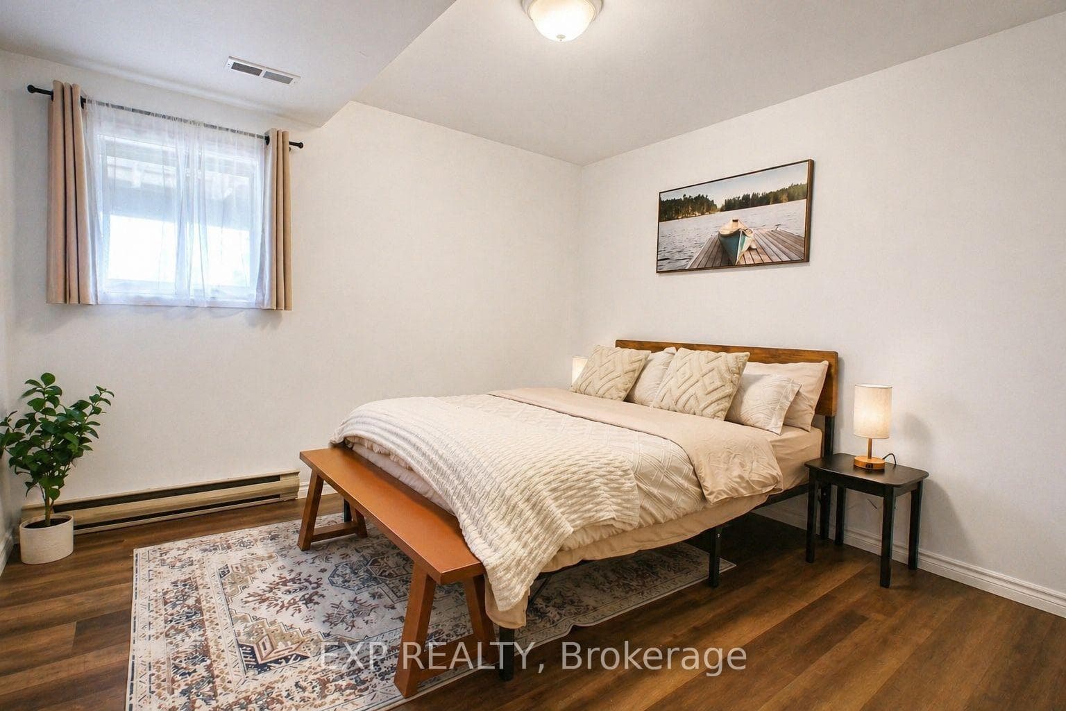573 A Evergreen Lane photo 20