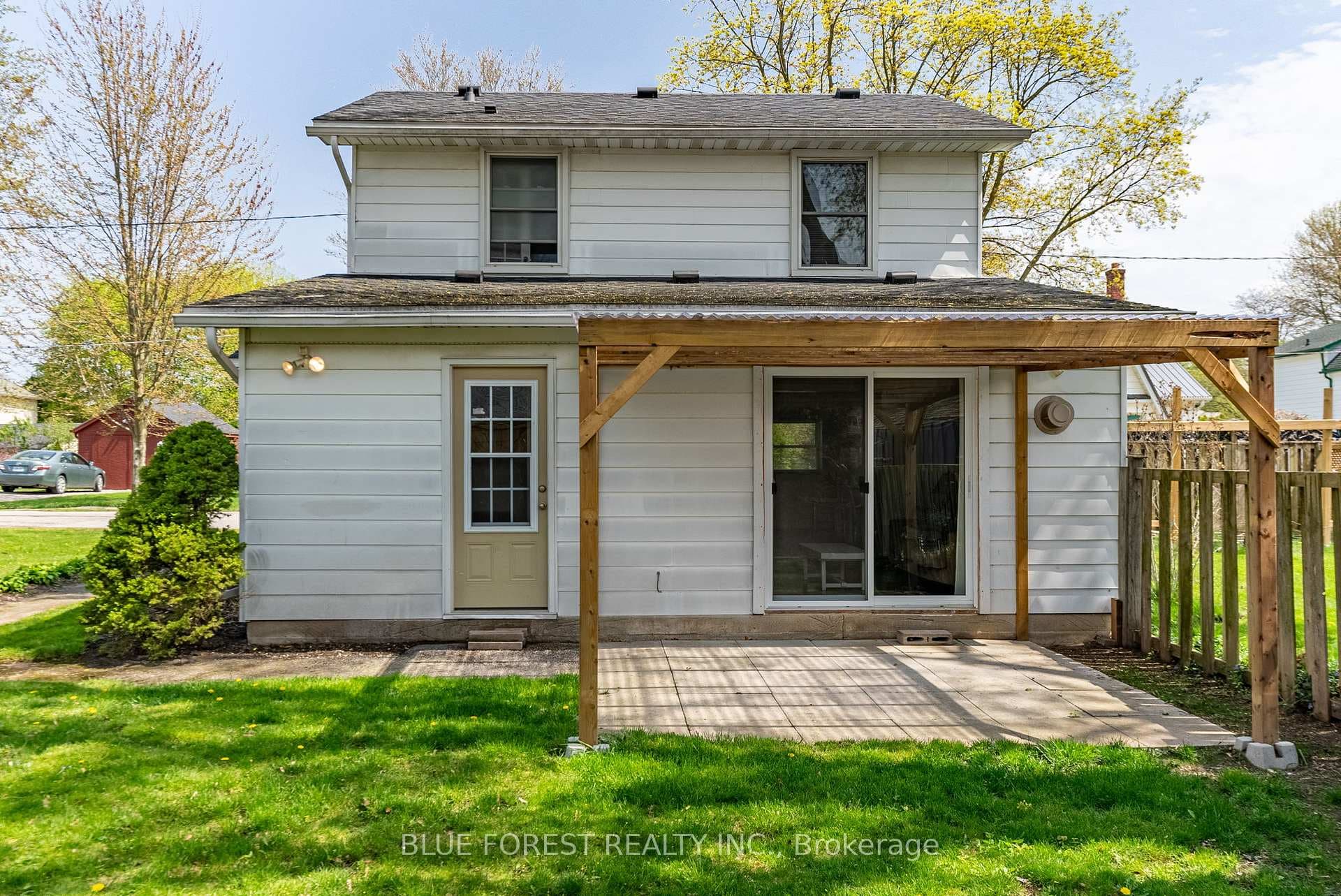 175 Peter Street photo 30