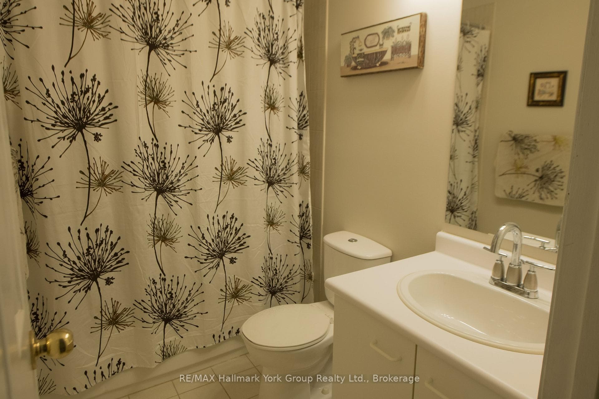 162 Settlers Way Unit 49 photo 19
