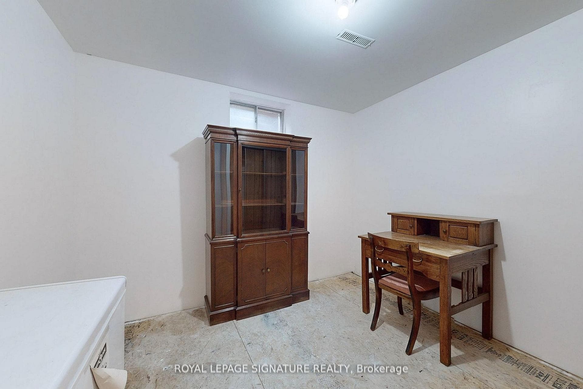 182 Melbourne Drive photo 35