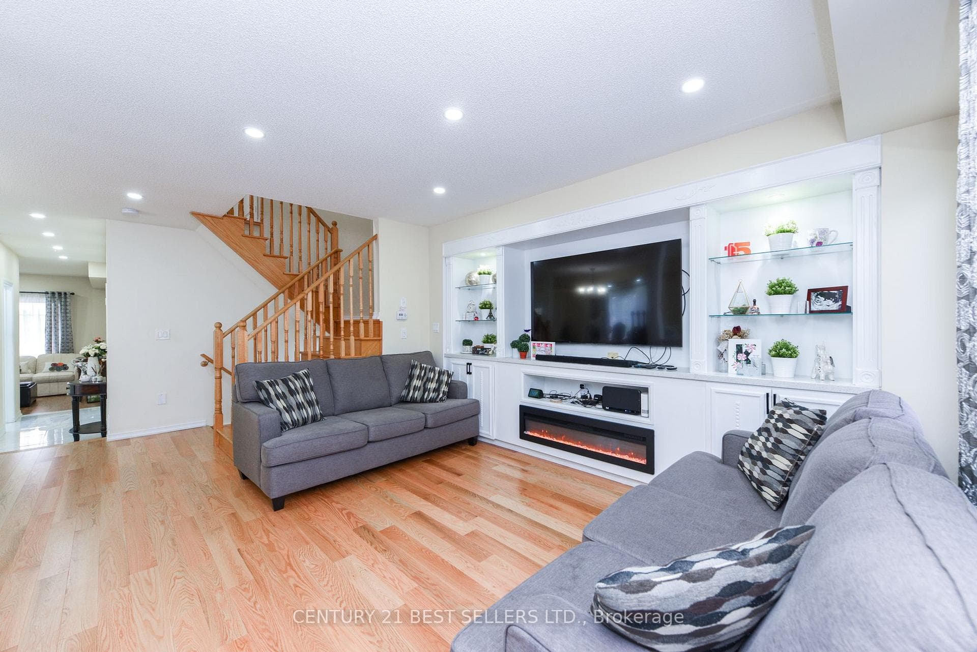 4247 Thomas Alton Boulevard photo 10