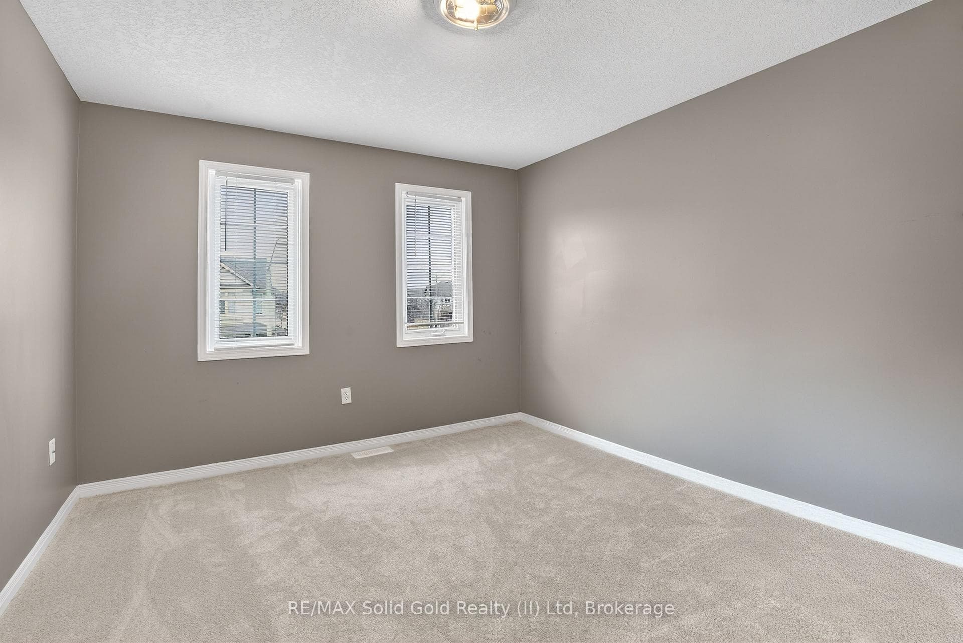 539 Woolgrass Avenue photo 34