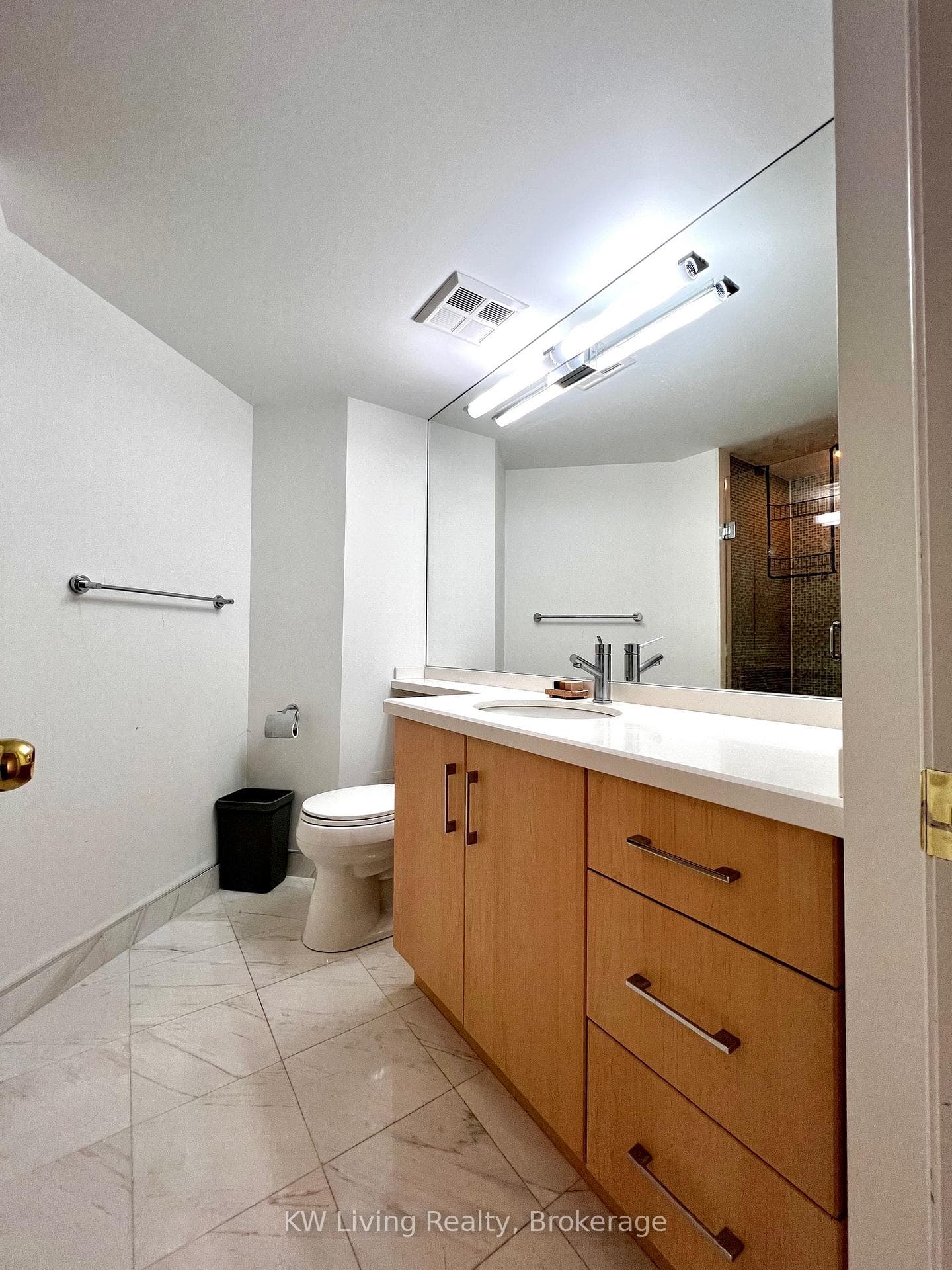 28 Hollywood Avenue Unit 408 photo 19