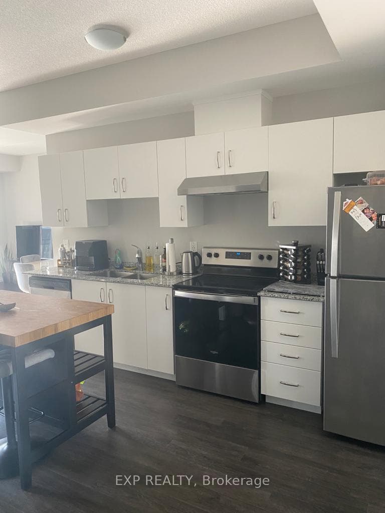 35 Kingsbury Square Unit 303 photo 2