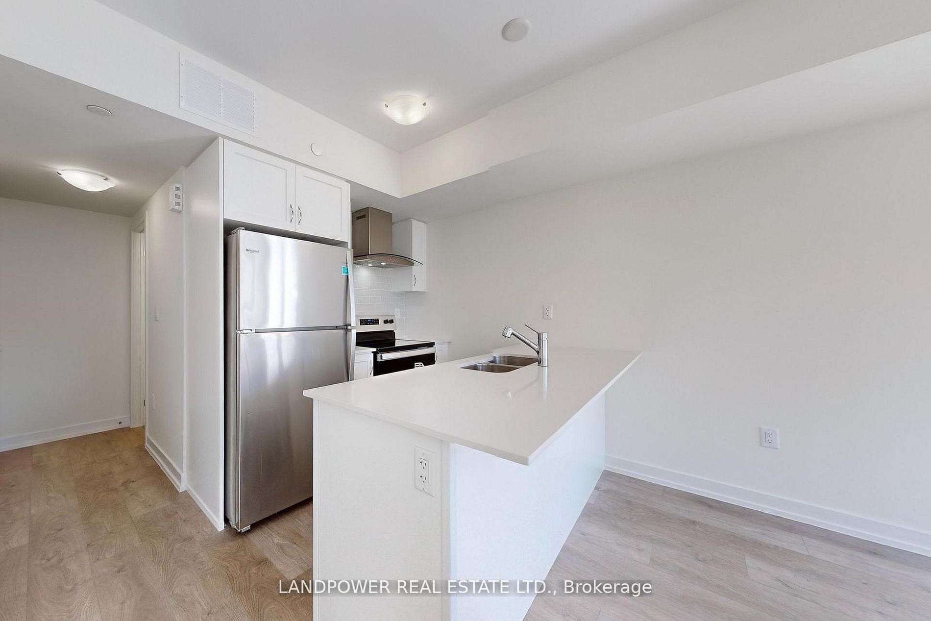 60 Elizabeth Street Unit 3305 photo 11