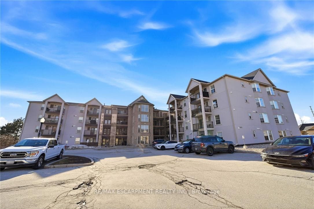 1411 Walkers Line Unit 308 photo 3