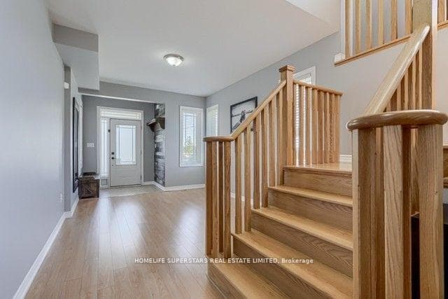 80 Kempenfelt(UPPER LEVEL) Trail photo 9