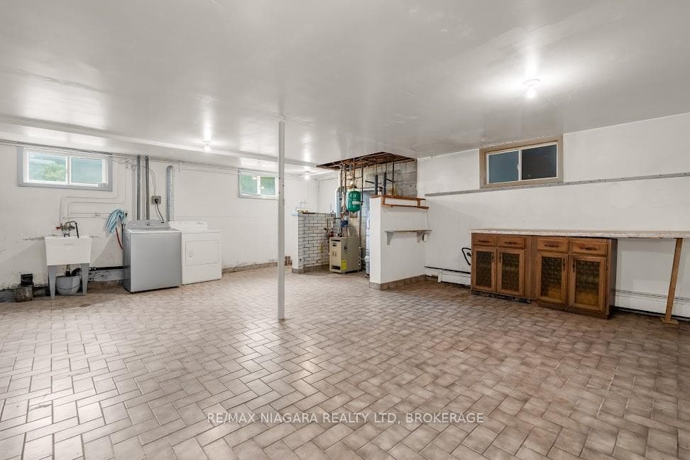 5542 Emery Street photo 25