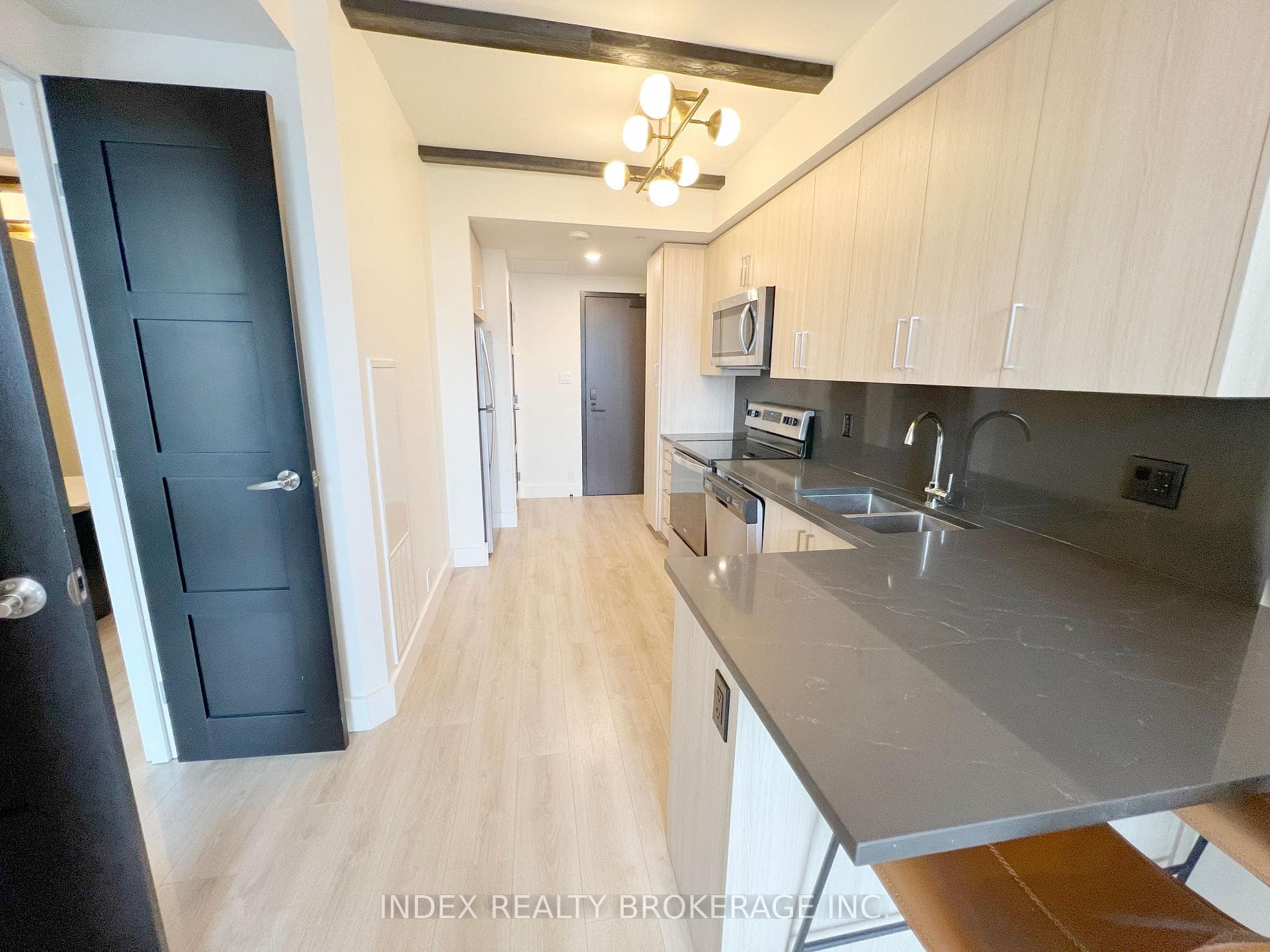 145 Columbia Street Unit 1531 photo 9