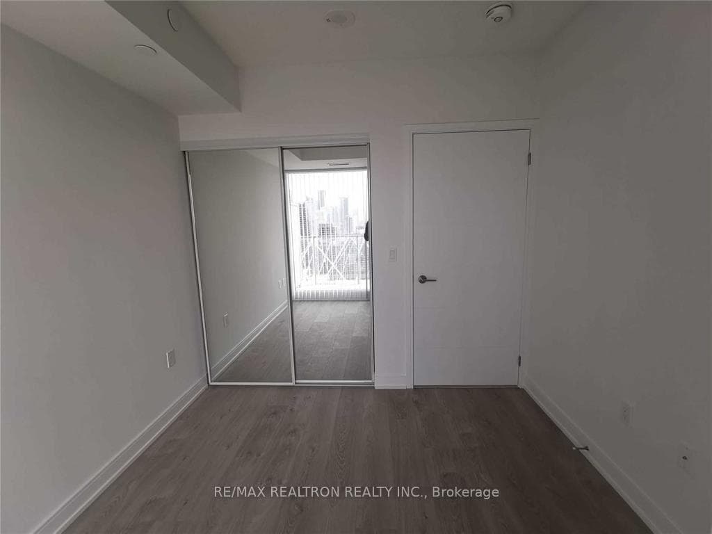 50 Wellesley Street Unit 3808 photo 8