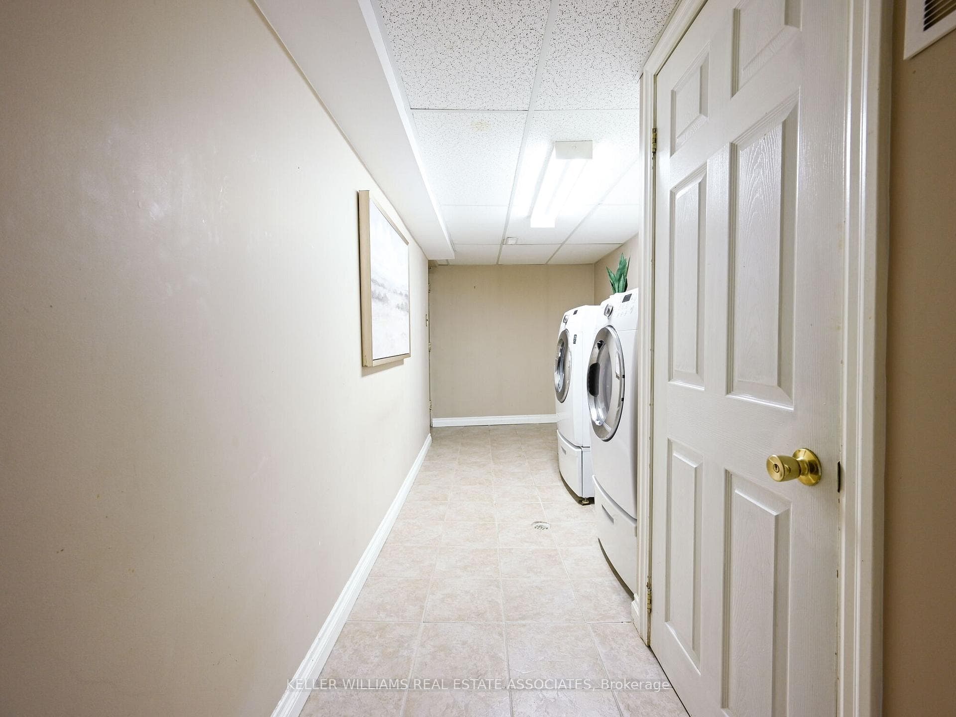 54 Bow River Crescent photo 24