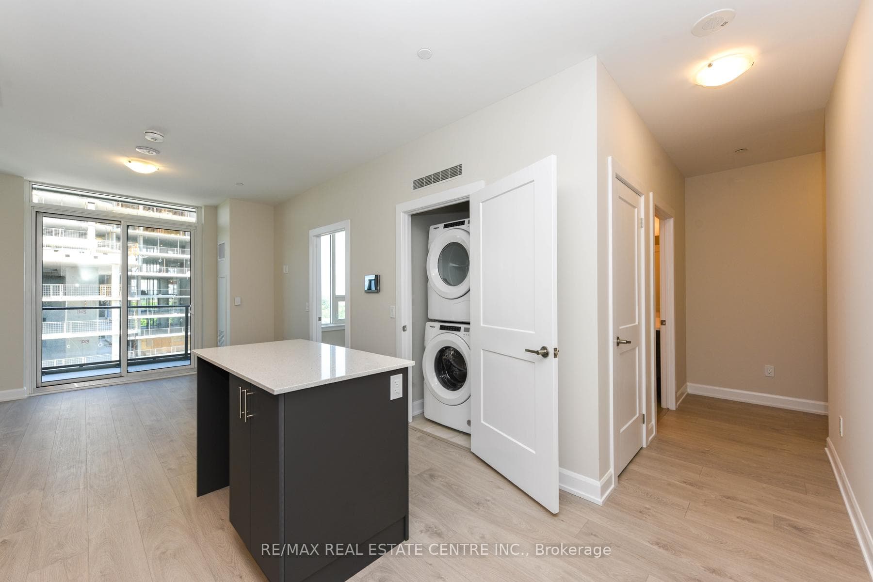 3220 William Coltson Avenue Unit 1212 photo 25