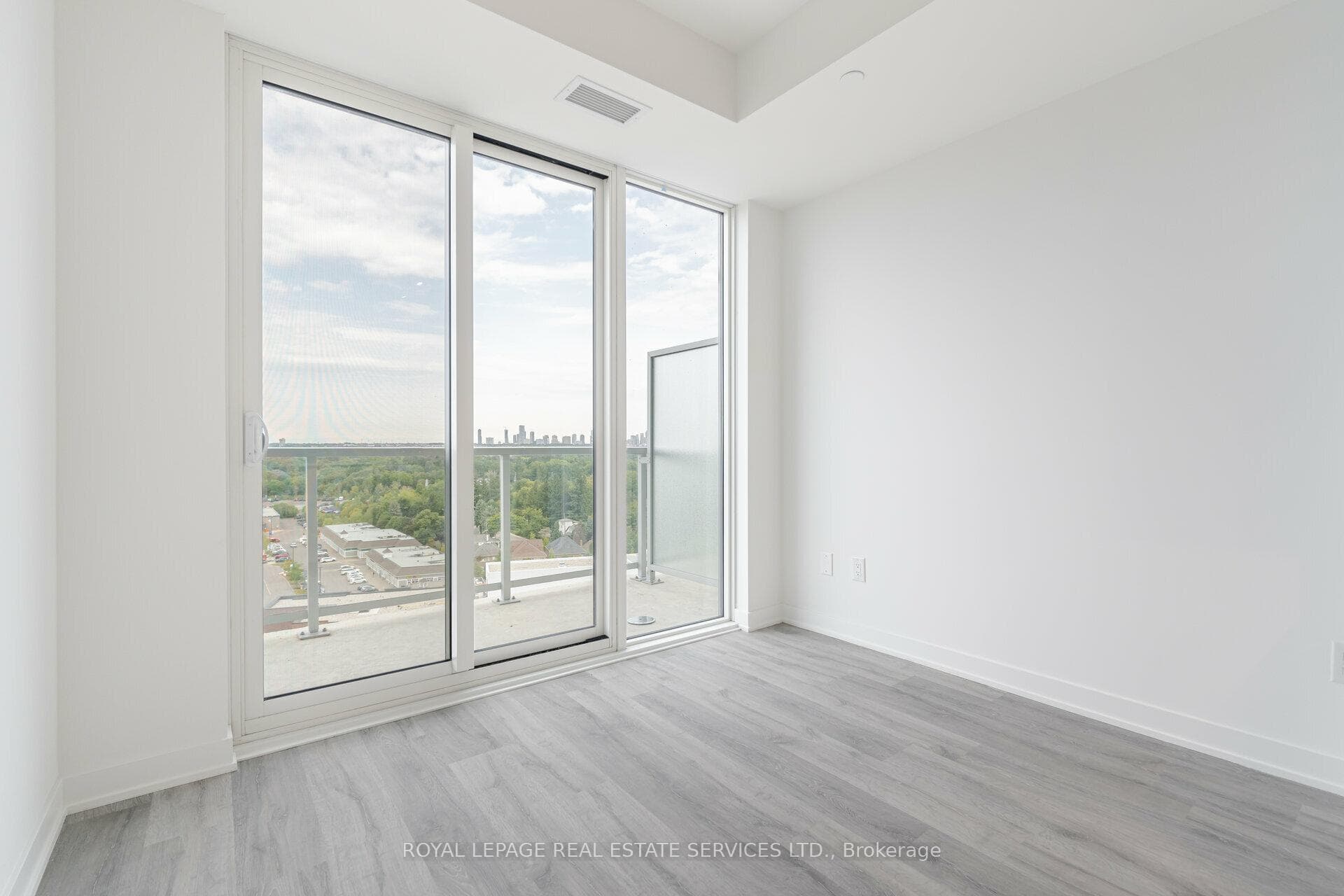 220 Missinnihe Way Unit 1411 photo 13