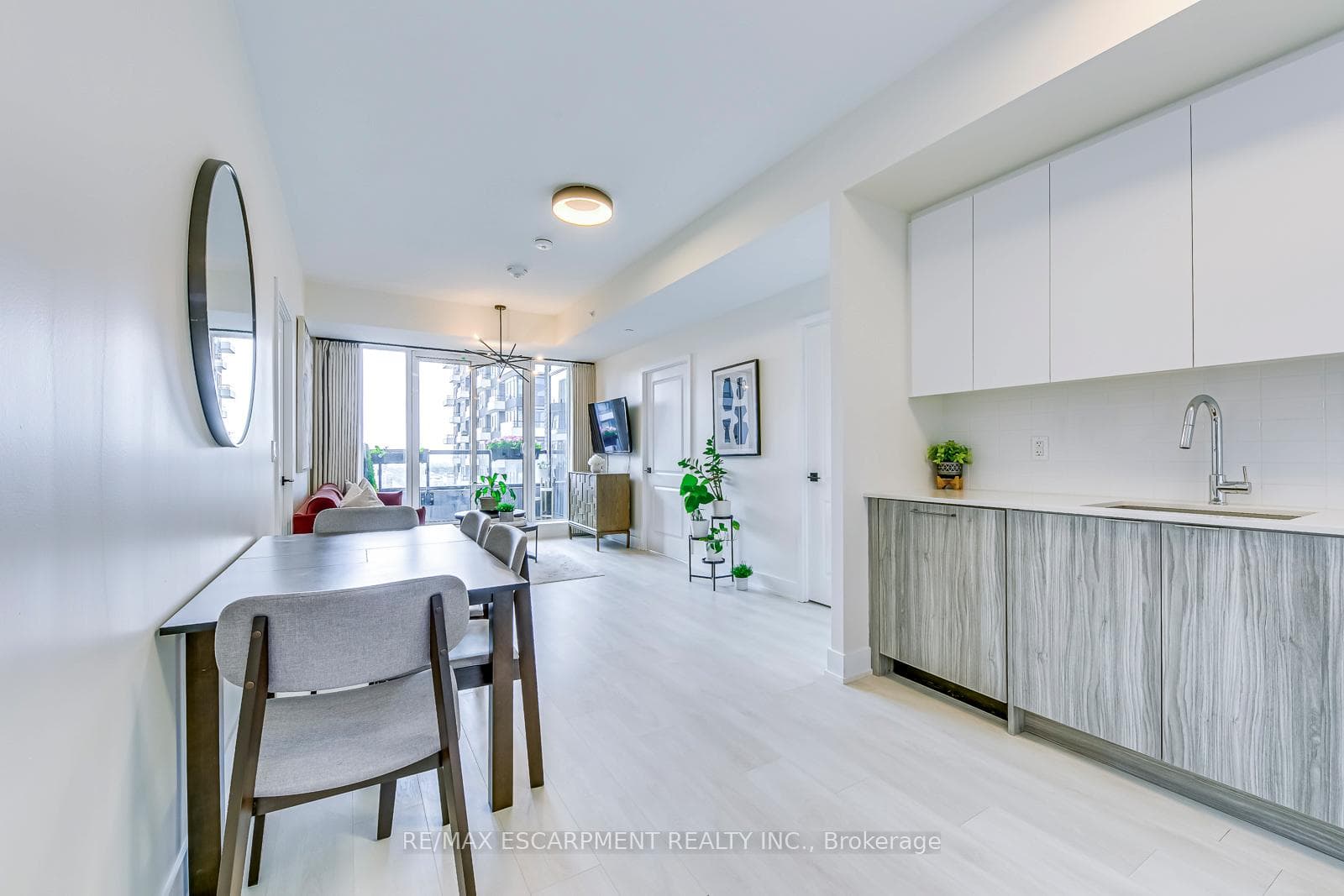 2489 TAUNTON Road Unit 1120 photo 17