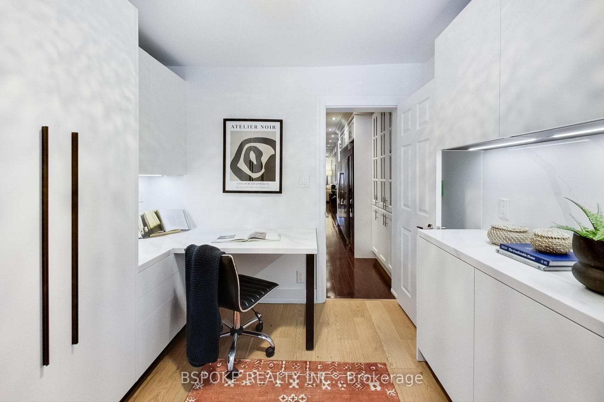 831 Dupont Street photo 19