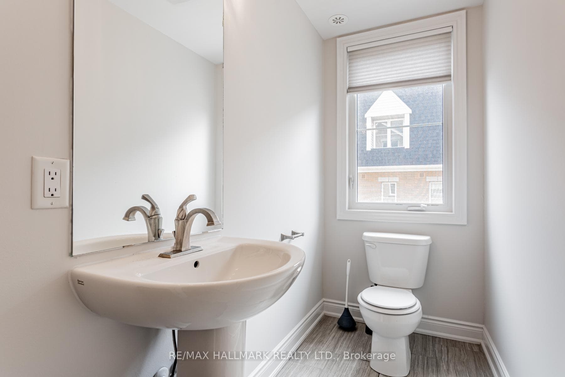 380 Hopewell Avenue Unit 224 photo 15