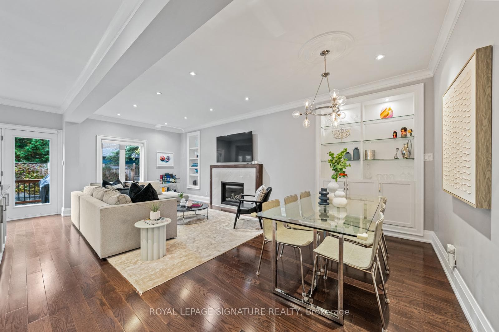 236 Winnett Avenue photo 3