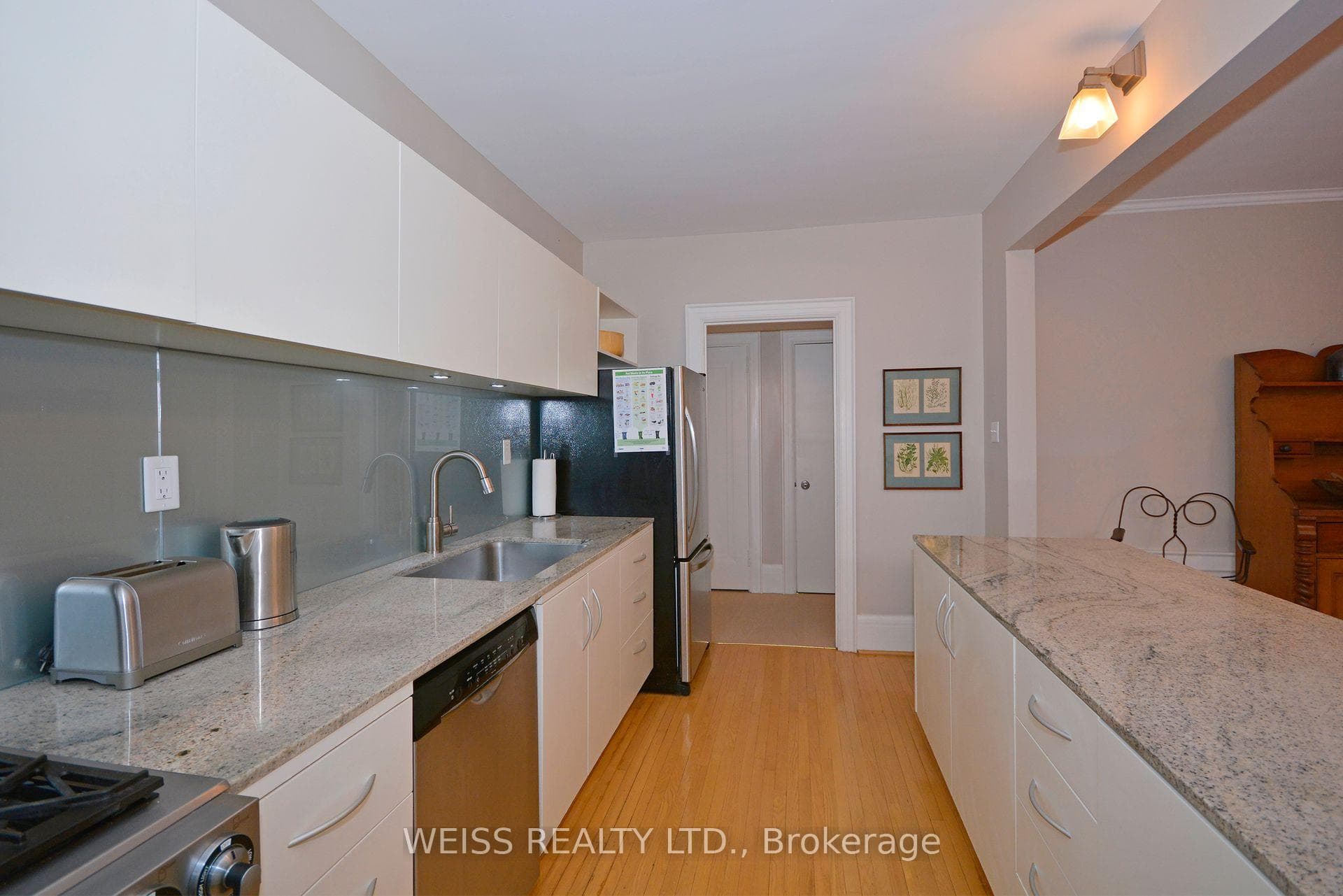 34 Edmund Avenue photo 15