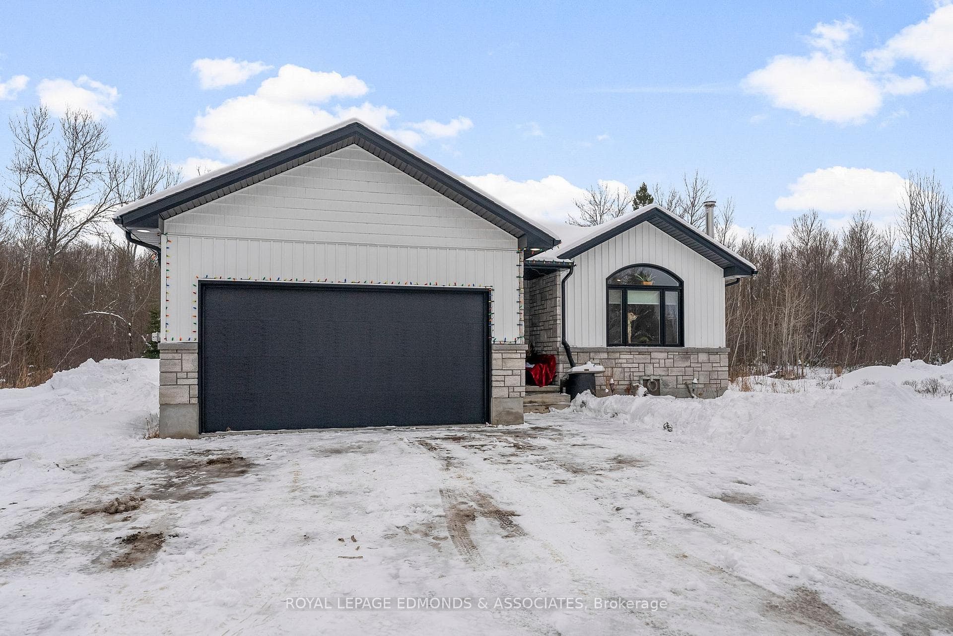 91 Sandy Beach Road photo 4