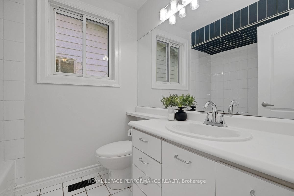 741 Eastvale Drive photo 27