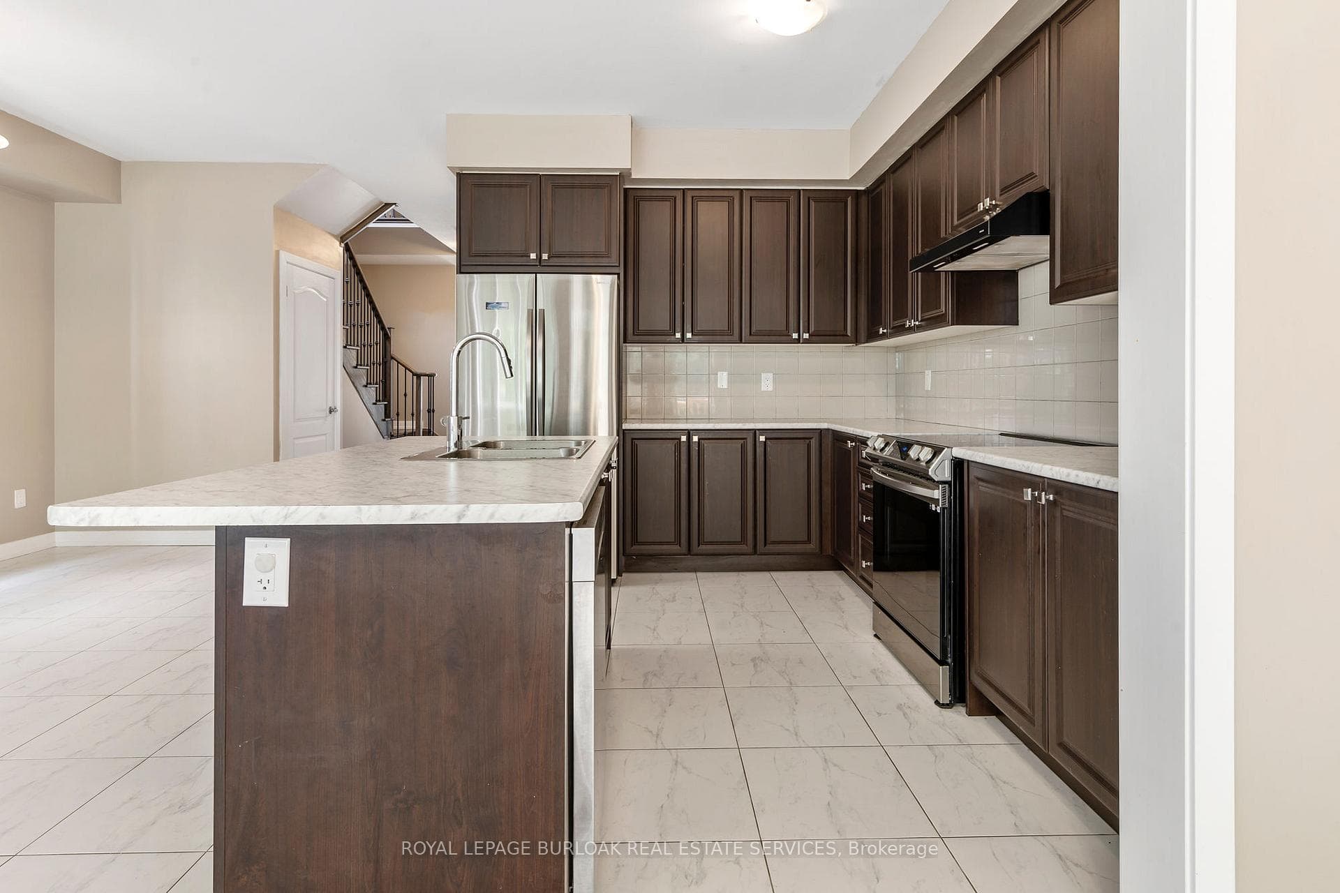 25 Sundin Drive photo 9