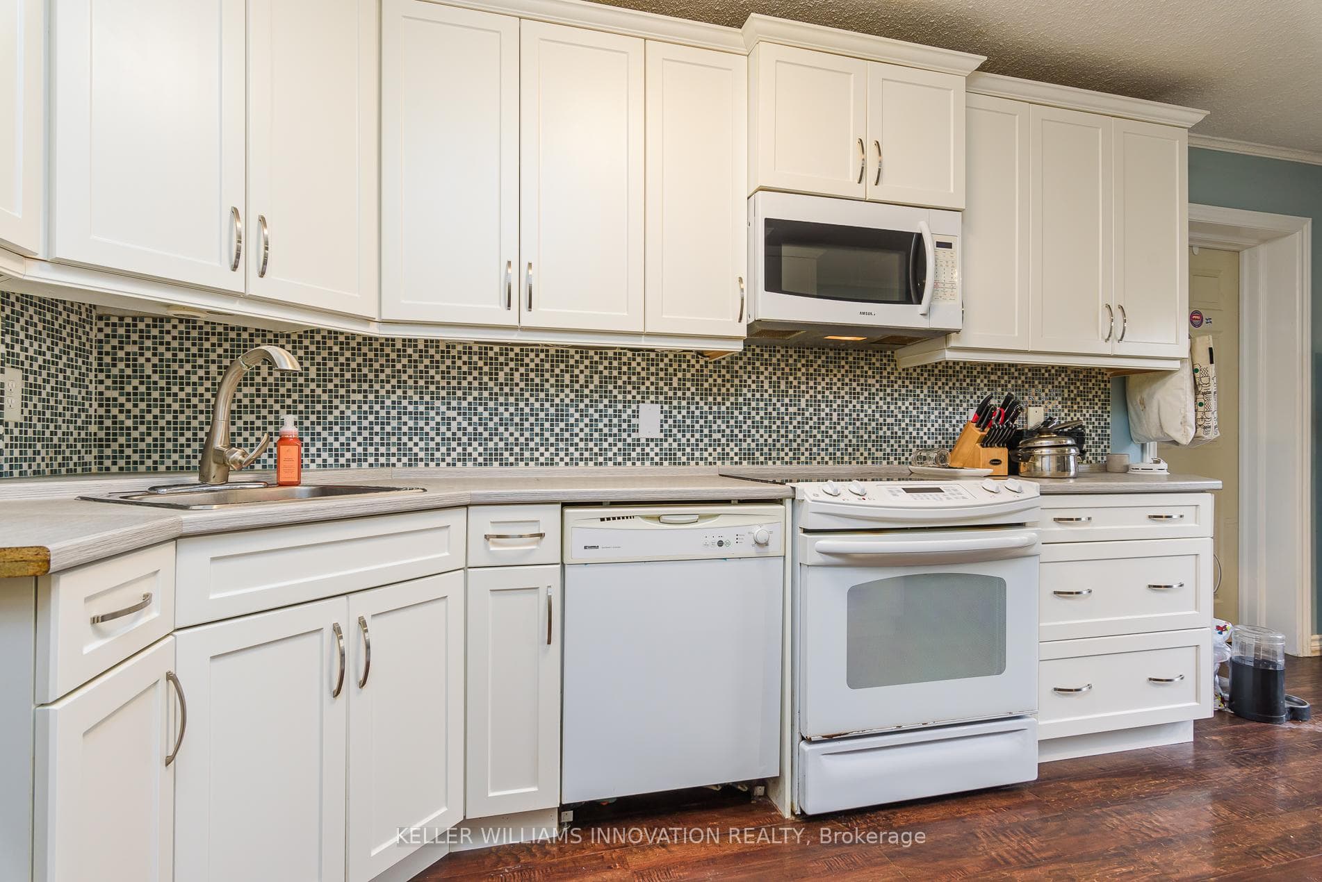 121 University Avenue Unit 32 photo 6