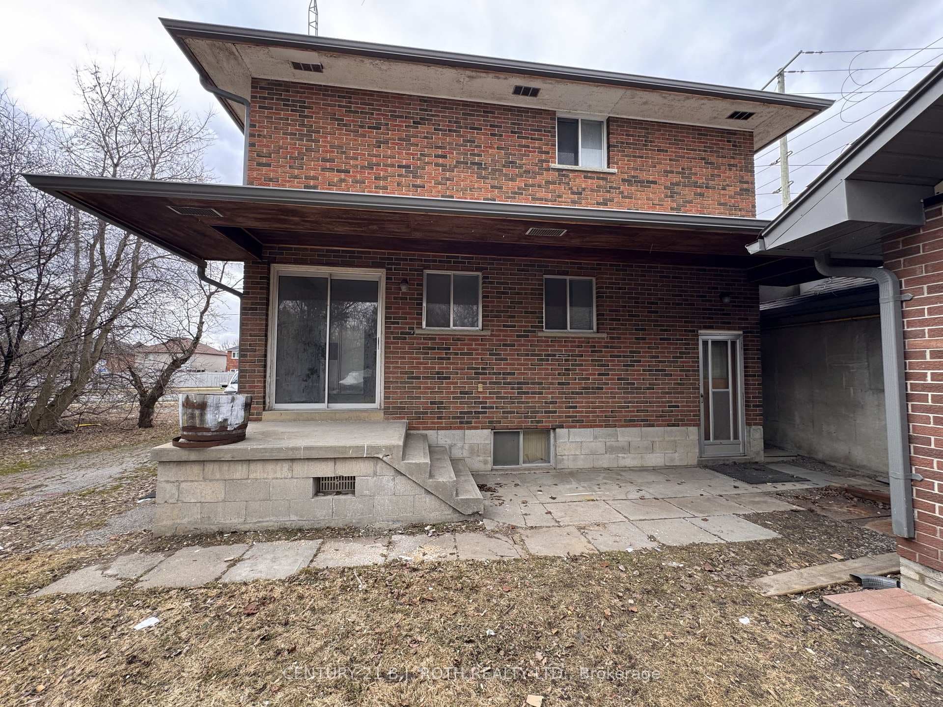 915 Taunton Road photo 19
