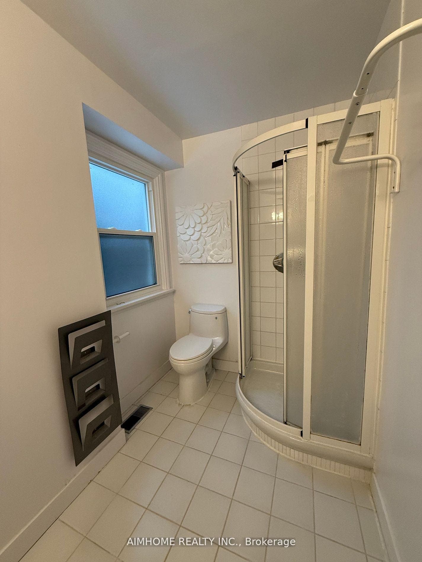 338 Steeles Avenue photo 13