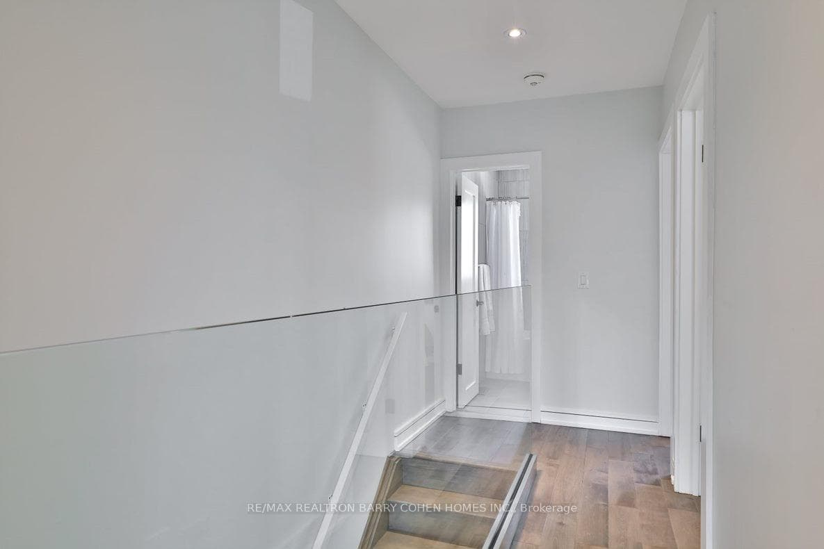 365 Harvie Avenue photo 13