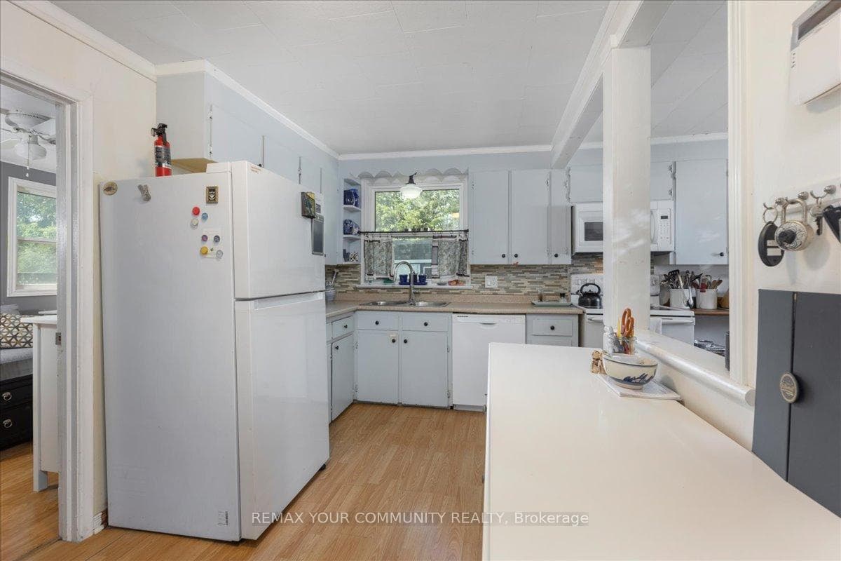 17 Farley Circle photo 21