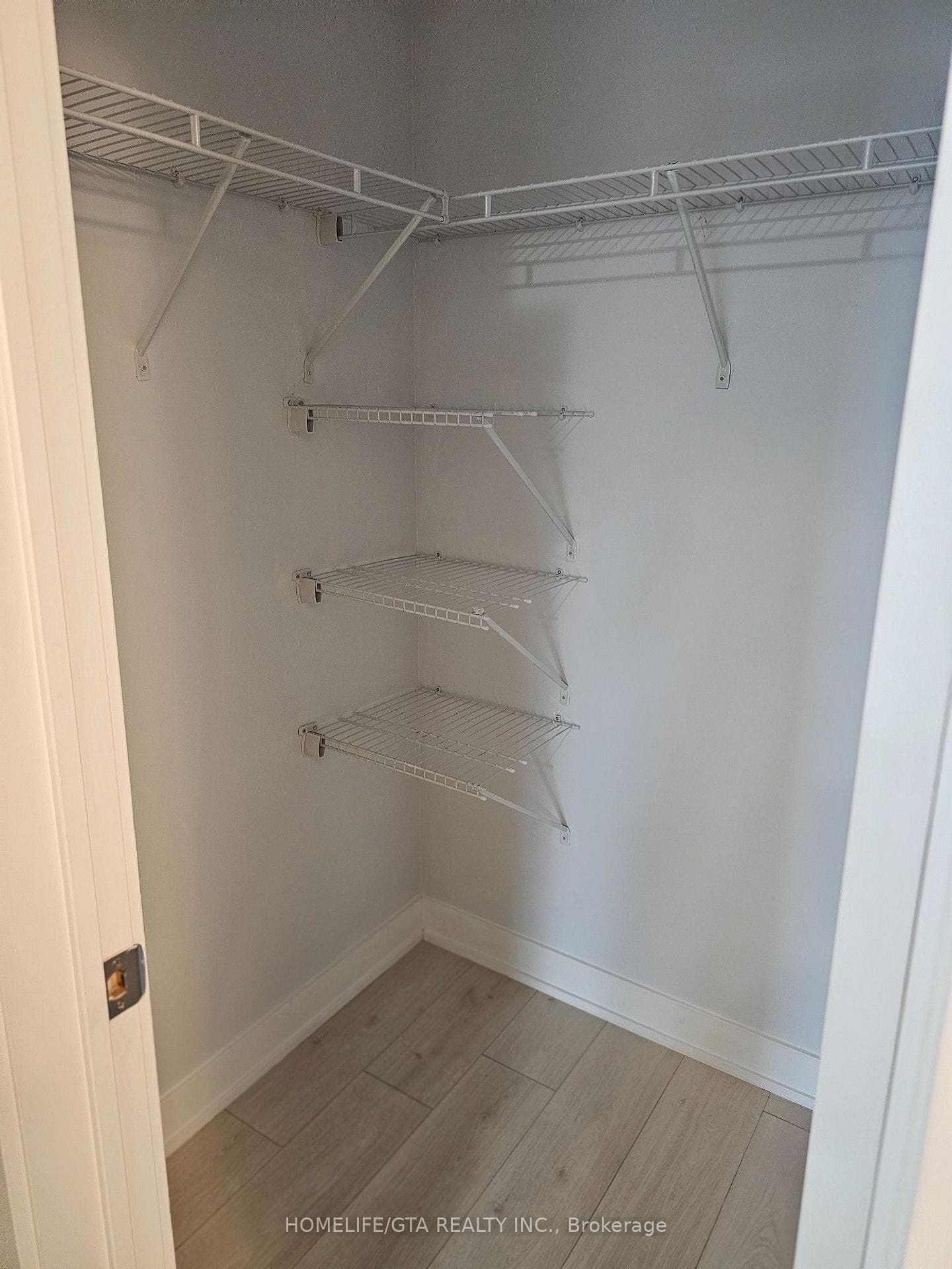 1709 Bur Oak Avenue Unit 201A photo 9